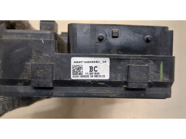 Блок предохранителей  Ford Fusion 2017- USA      HG9T14D068BC   