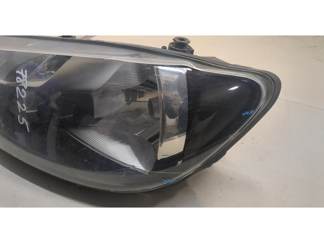 Фара передняя  Volkswagen Caddy 2004-2015 левая 