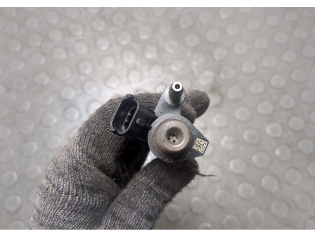 Форсунка топливная  Volvo S60 2010-2018    36002662     