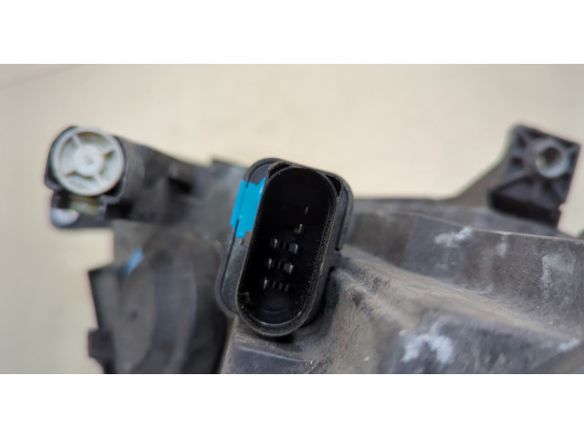 Фара передняя  Volkswagen Passat 6 2005-2010 левая 