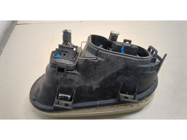 Фара передняя  Volkswagen Golf 4 1997-2005 правая 