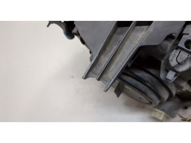 Фара передняя  Mercedes E W211 2002-2009 левая 