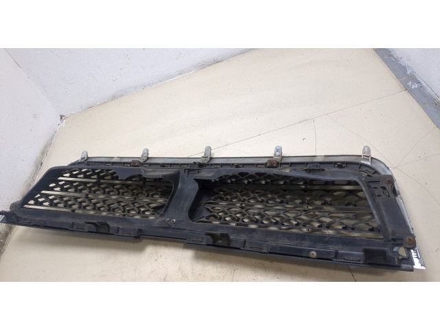 Решетка радиатора Suzuki Grand Vitara 2005-2015