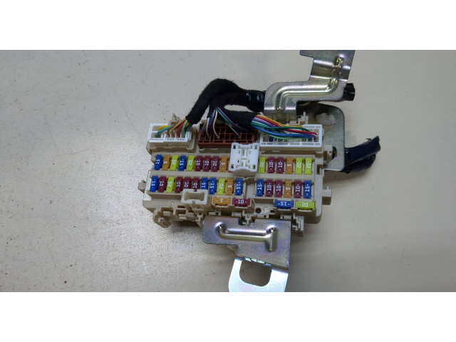 Блок предохранителей  Nissan Rogue 2014-2020         