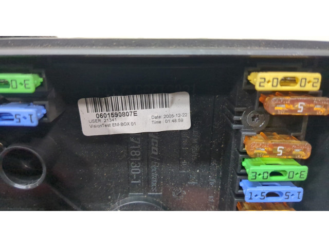 Блок предохранителей  Skoda Octavia (A5) 2004-2008         