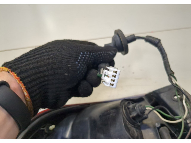 Задний фонарь     0431395   Mazda 626 1992-1997 