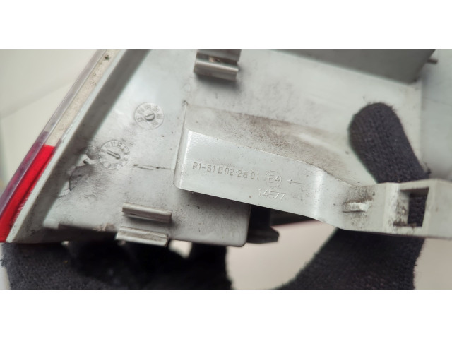 Задний фонарь          