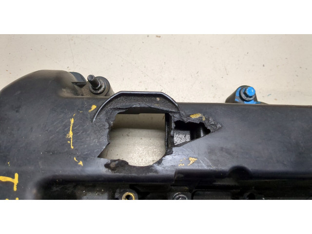 Клапанная крышка двигателя ДВС  Ford C-Max 2002-2010 1.8     