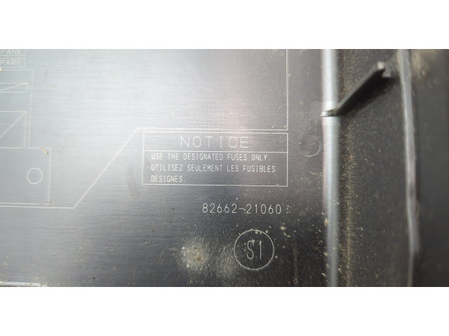 Блок предохранителей Scion tC 2010-2016 8266221060