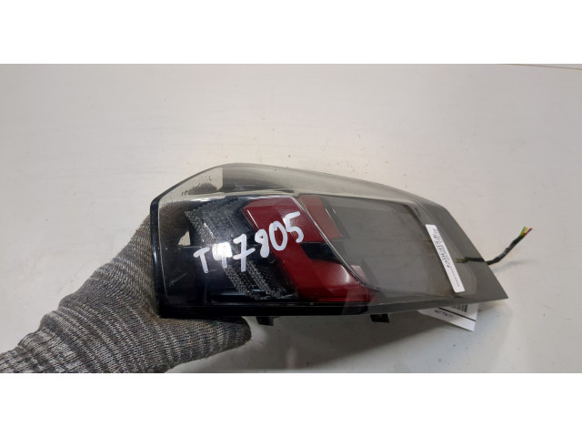 Задний фонарь