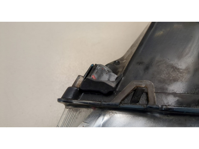 Фара передняя Ford Focus 2 2005-2008 правая