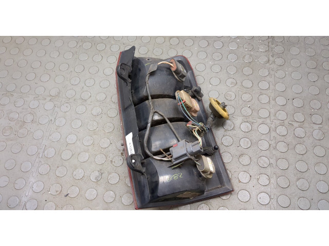 Задний фонарь          