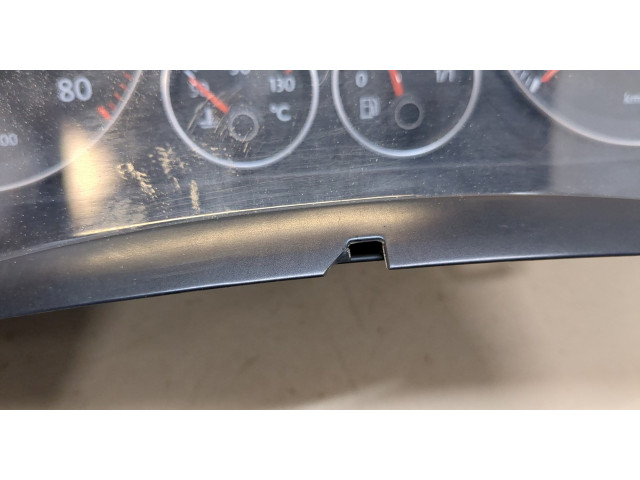 Панель приборов Volkswagen Golf 5 2003-2009 1K0920874A