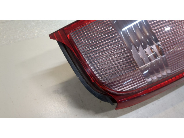 Задний фонарь          