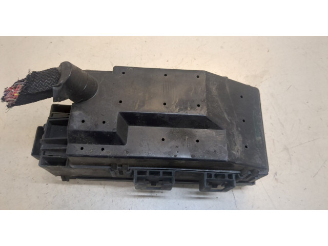 Блок предохранителей Jeep Grand Cherokee 2004-2010