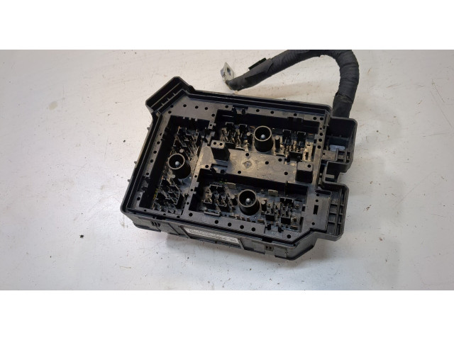 Блок предохранителей  Chevrolet Trailblazer 2020-2022      42745056   