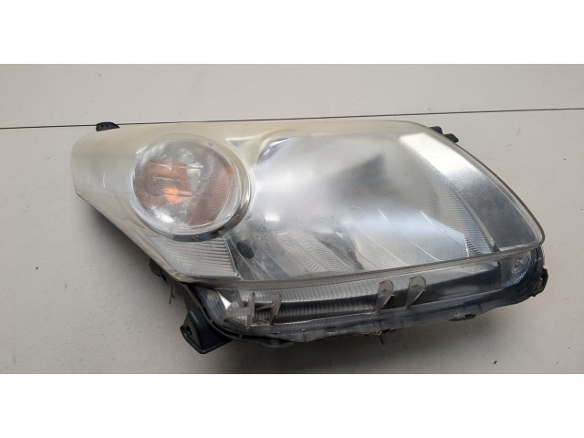 Фара передняя  Toyota Urban Cruiser правая 