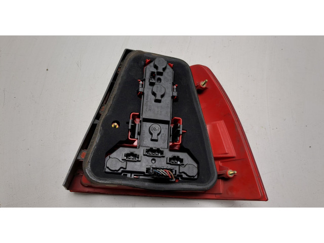 Задний фонарь     1J5945095AA   Volkswagen Bora 