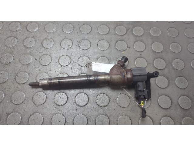 Форсунка топливная  KIA Ceed 2007-2012    0445110320     