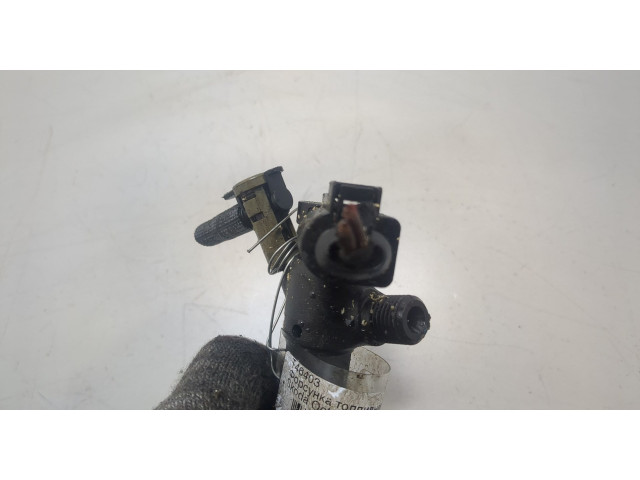 Форсунка топливная Skoda Octavia (A7) 2013-2023 28506046