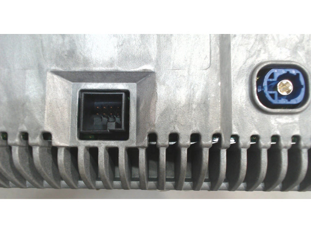 Дисплей бортового компьютера  Mercedes C W204 2007-2013 A2049007508, 2335602001         