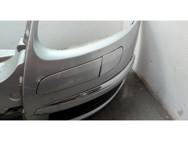 Бампер Volkswagen Golf 5 2003-2009 передний 1K0807217E