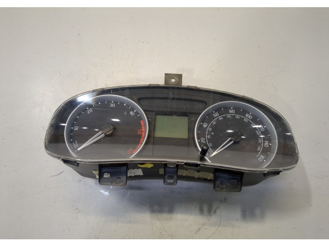 Панель приборов  Skoda Roomster 2006-2010       5J0920910CKD0    1.4  Дизель