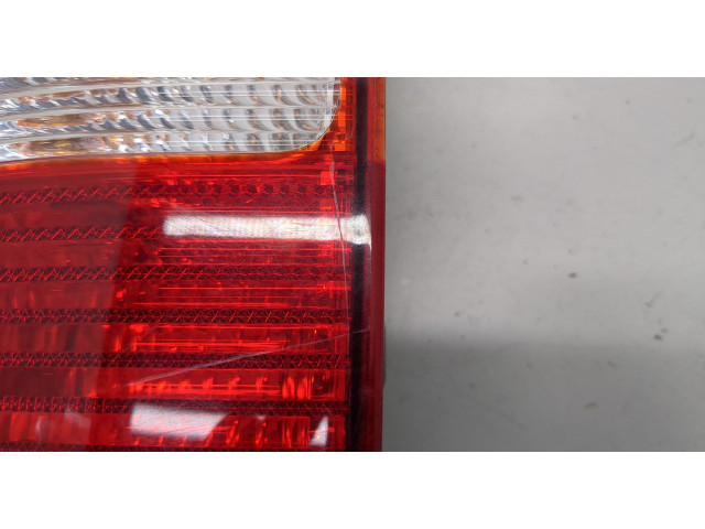 Задний фонарь 2K0945095L