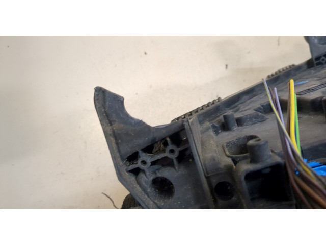 Фара передняя  Audi A6 (C6) 2005-2011 правая 