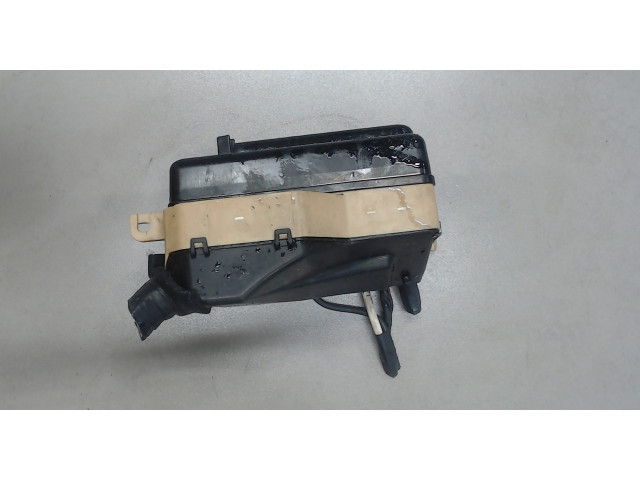   Pojistková skříňka  Toyota Starlet 1996-1999      