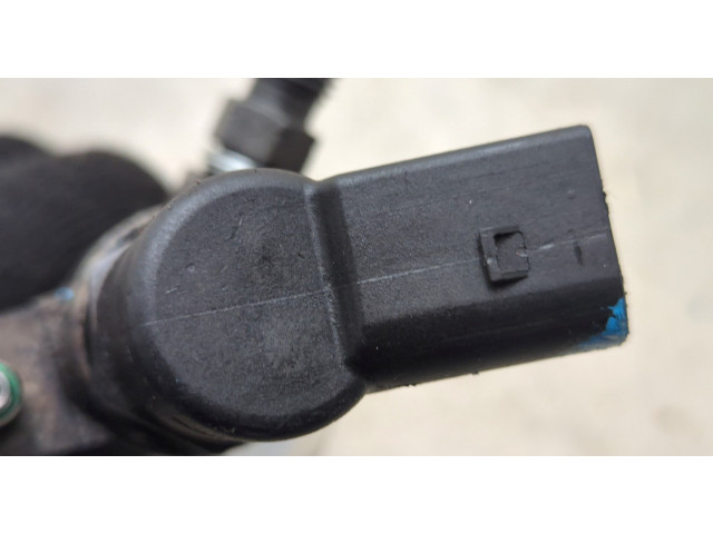 Форсунка топливная  Ford Focus 3 2011-2015    1791017     