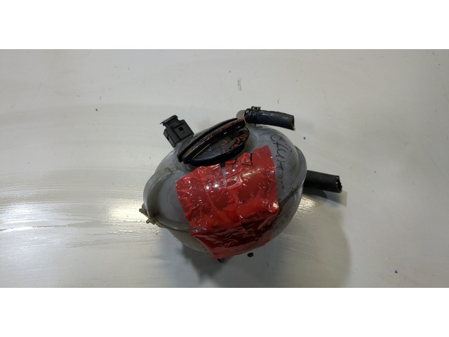 Бачок расширительный  Volkswagen Golf 7 2012-2017    