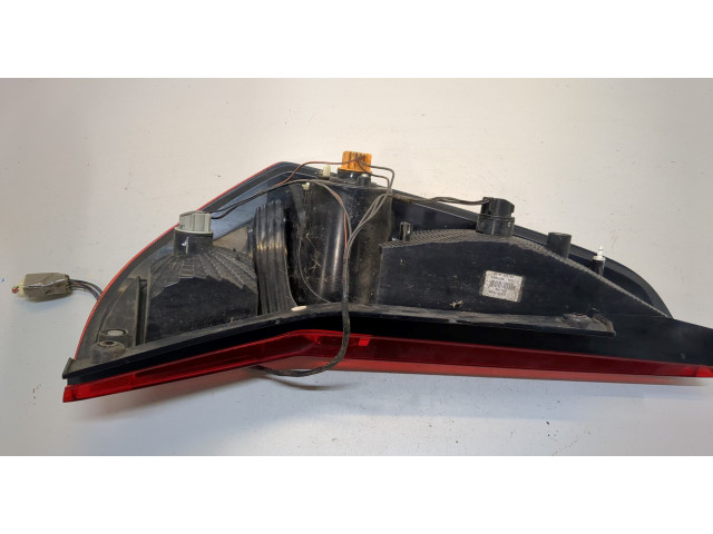 Задний фонарь          