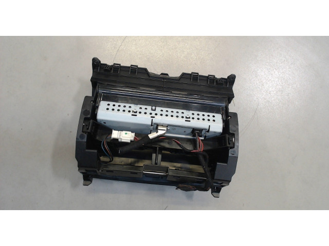 Дисплей бортового компьютера Mercedes C W204 2007-2013 a2046800931