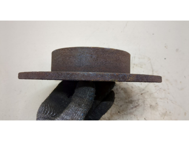 Диск тормозной Volkswagen Golf 5 2003-2009 задний