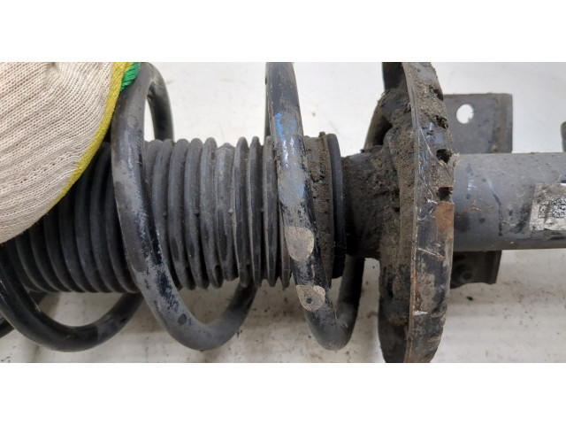 Стойка амортизатора  Skoda Rapid 6R0413031BF, 6R0411105E     