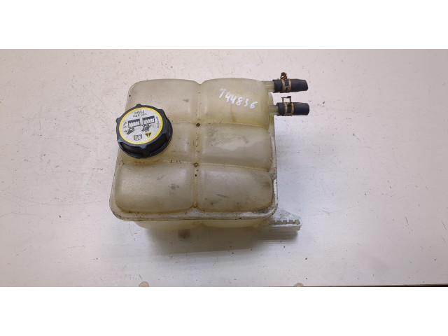 Бачок расширительный  Volvo S40 2004-    