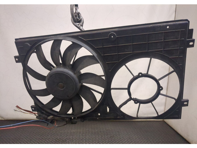 Вентилятор радиатора Volkswagen Caddy 2004-2010 2.0 дизель