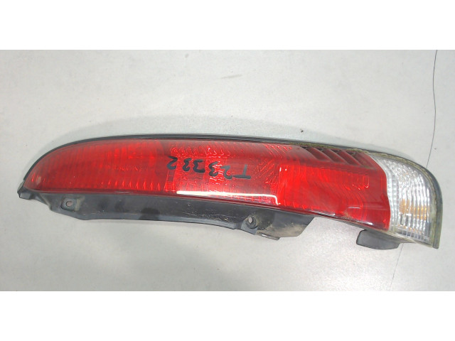 Задний фонарь 22051672 Daihatsu Terios 1