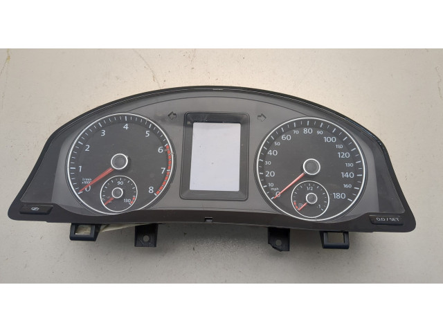 Панель приборов Volkswagen Scirocco 2008- 1K8920961