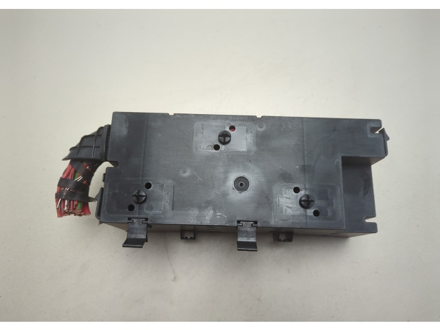 Блок предохранителей  Volkswagen Phaeton 2010-2016      3D0937499B   