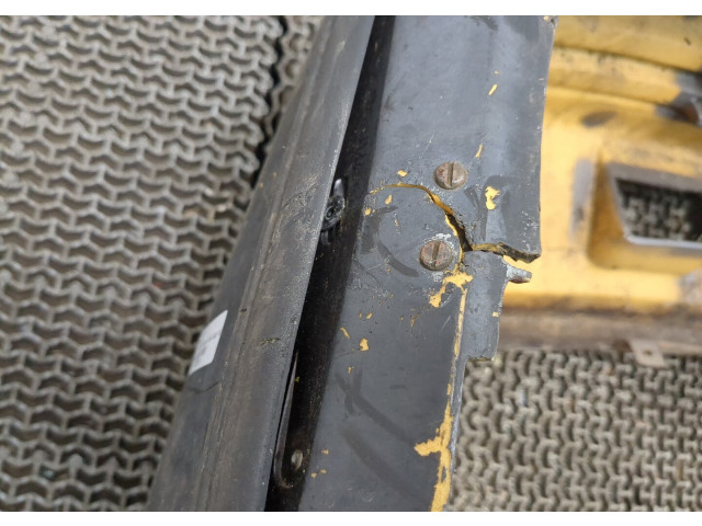 Бампер Chrysler Voyager 1984-1995 передний