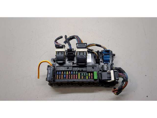 Блок предохранителей Ford Fusion 2012-2016 USA DG9T14B476B