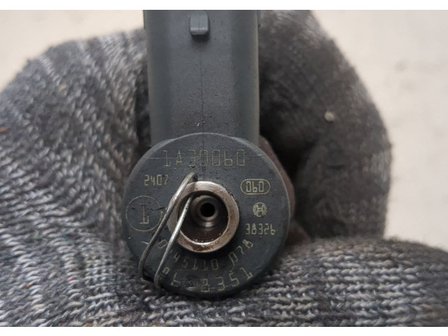 Форсунка топливная  Volvo S80 1998-2006    36050289, 0445110078     