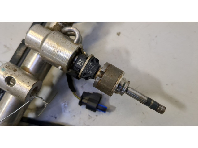 Форсунка топливная Cadillac XT4 2018-2023 55515113, 55486887