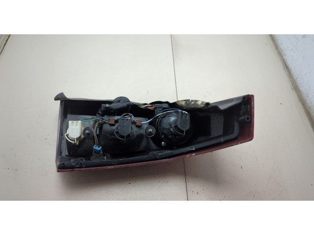 Задний фонарь 15930597