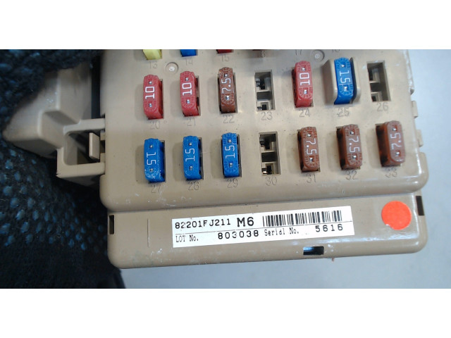 Блок предохранителей  Subaru Forester 2013-      82201FJ211M6    2.5