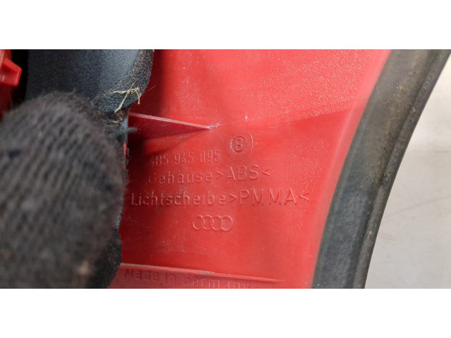 Задний фонарь