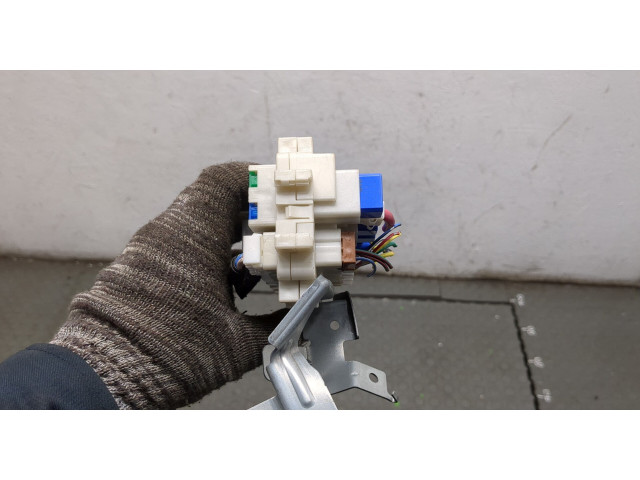 Блок предохранителей  Infiniti QX56 2010-2013         