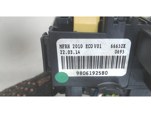 Блок реле  Citroen C4 Picasso 2013-2016           1.6